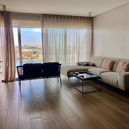 Appartement Sea View 2 Bedroom *