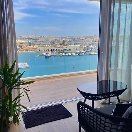 Sea View 2 Bedroom Διαμέρισμα Σλιέμα