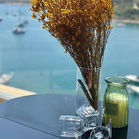 Sea View 2 Bedroom Διαμέρισμα *