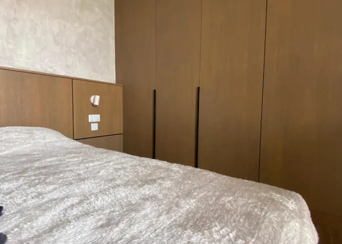 Sea View 2 Bedroom *